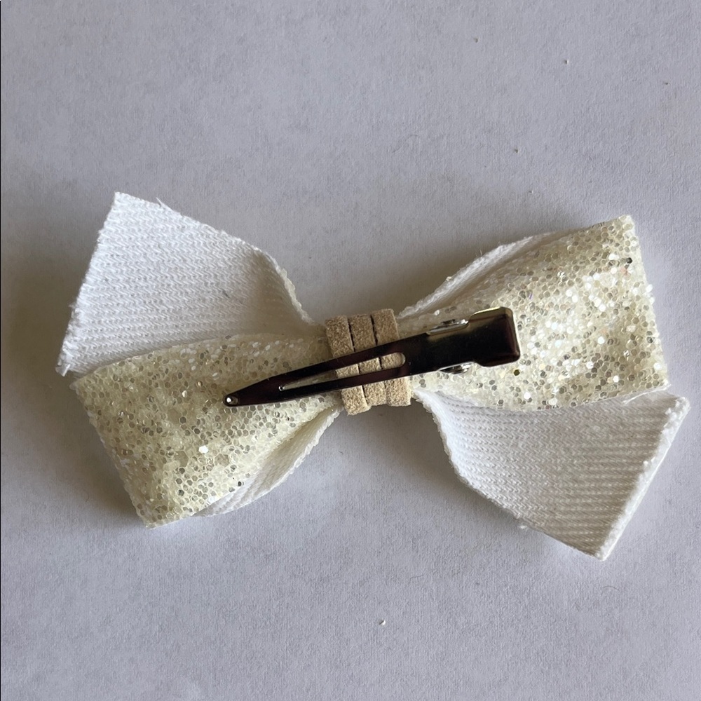 Sparkling White Bow Hair Clip - Picture 5 of 5
